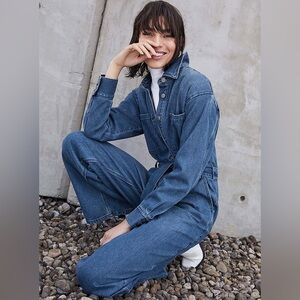 ICONE by Simon’s long sleeve cotton belted denim jean jumpsuit medium